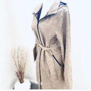 EUC!! Zella jacket, timeless and so soft!